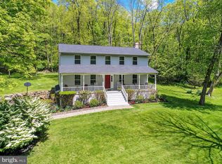 22 Stone Roll Creek Rd, Boyertown, PA 19512