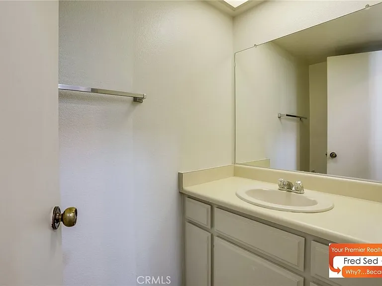 11350 Foothill Blvd — Photo 8
