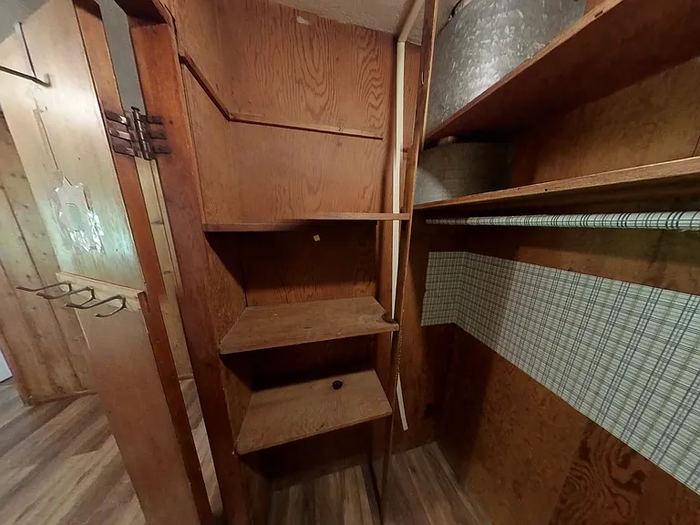 1202 N Dunn St #6 — Photo 11
