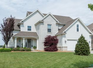 5555 Clear Creek Ct, Sylvania, OH 43560