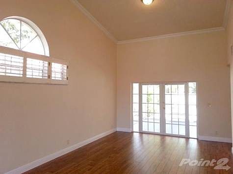 4th image of 407 SE 6th St