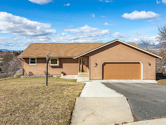 3rd image of 104 Walden Pl