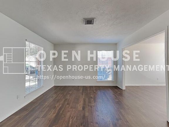 3rd image of 19727 Glenfinch Ln