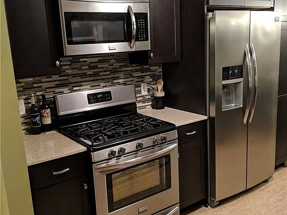 5th image of 724 Close Cir