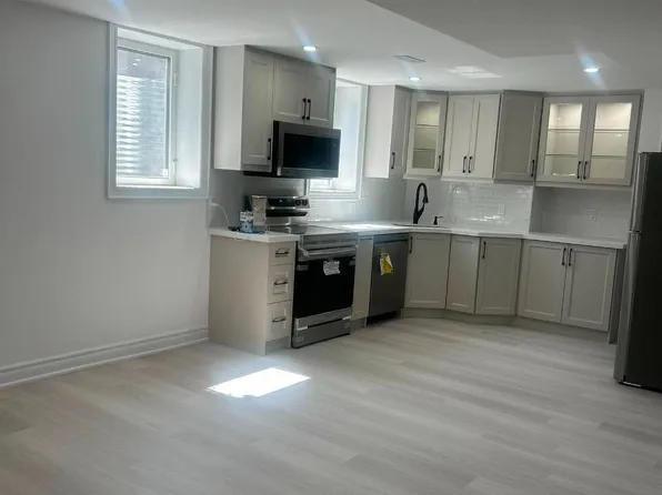22 Hodgson Rd #Basement, Bradford West Gwillimbury, ON L3Z 0V4