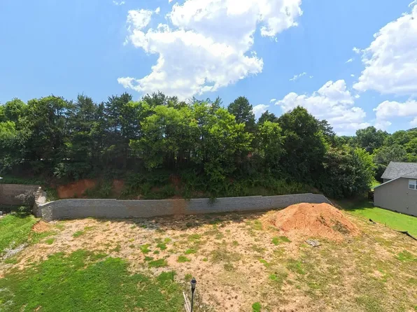 9235 Sway Branch Ln, Knoxville, TN 37922