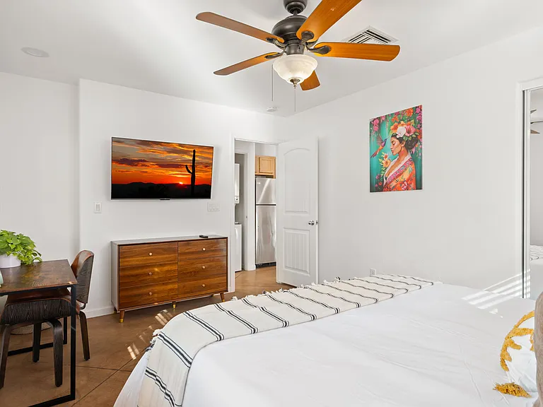 1255 E Waverly St #2 — Photo 7