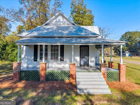 247 3rd St, Danville, GA 31017