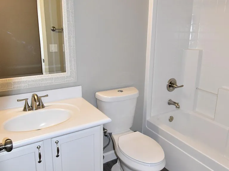 9430 W Elm St — Photo 15