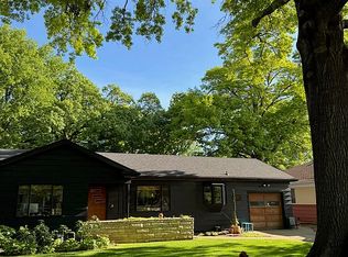 1506 University Dr, Lawrence, KS 66044