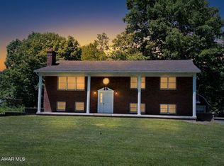 110 Claar Dr, Duncansville, PA 16635