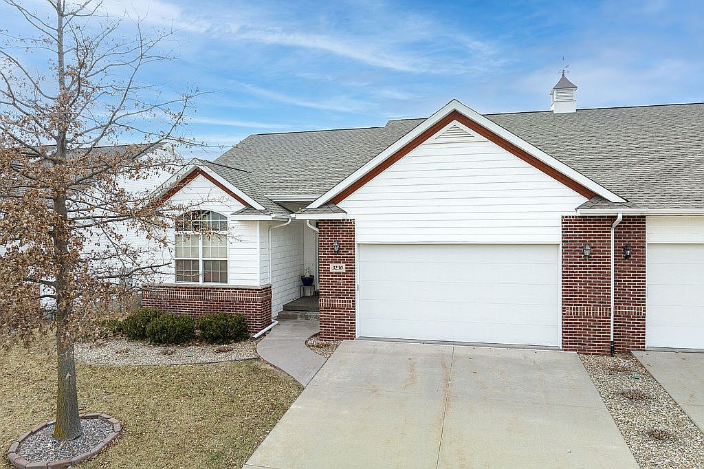 3230 Silver Oak Trl, Marion, IA 52302 Zillow