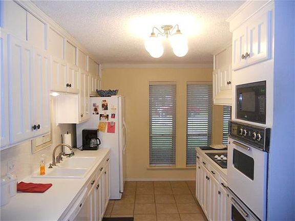 4th image of 5501 Cortez Dr