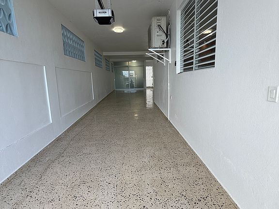 5th image of 414 Calle Duay