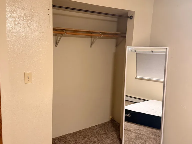 7122 S Hood Ct #5B — Photo 4