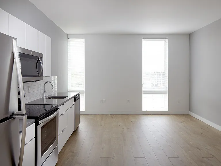 Dining/Living room