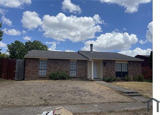 3rd image of 7537 Christie Ln