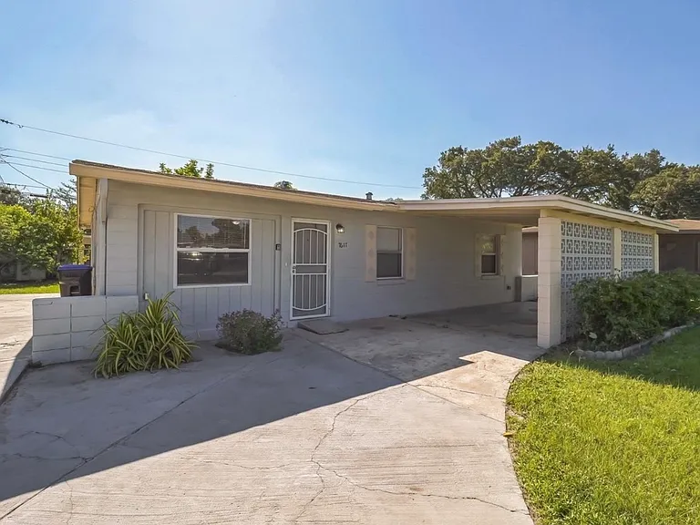 7617 Udine Ave — Photo 3