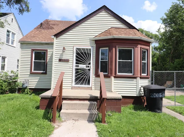 20058 Santa Rosa Dr, Detroit, MI 48221