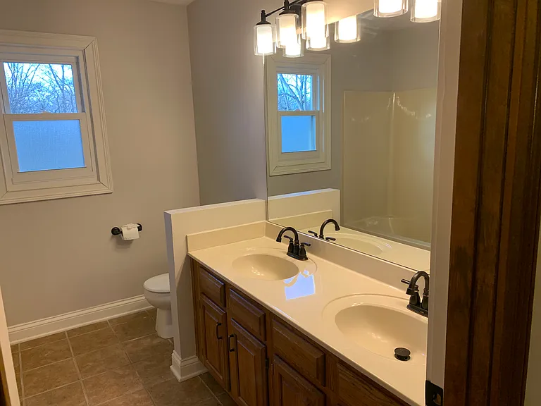2nd floor hallway bathroom