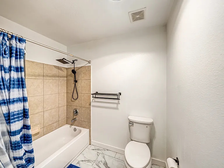 5022 Colony Hurst Trl — Photo 36