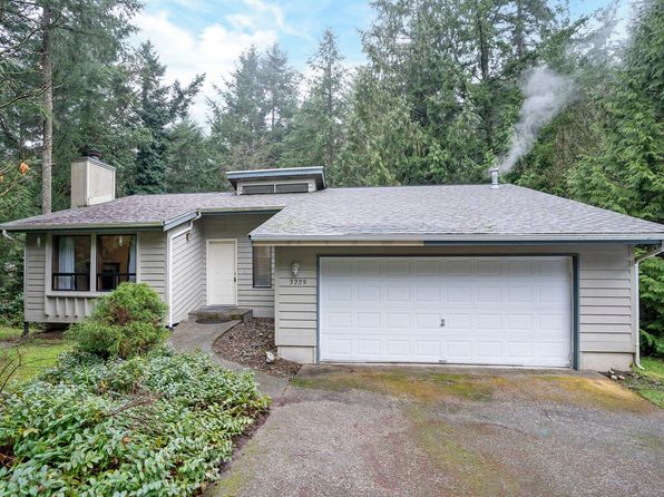 3225 61st Avenue Ct NW