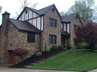 10121 Deer View Point, Wexford, PA 15090