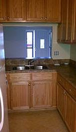 2nd image of 424 Woodlawn Ave APT A
