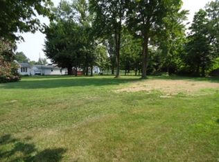 204 N Eagleton St, Robinson, IL 62454