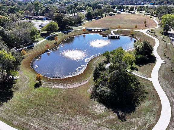 2nd image of 2546 Windy Pine Ln #2546