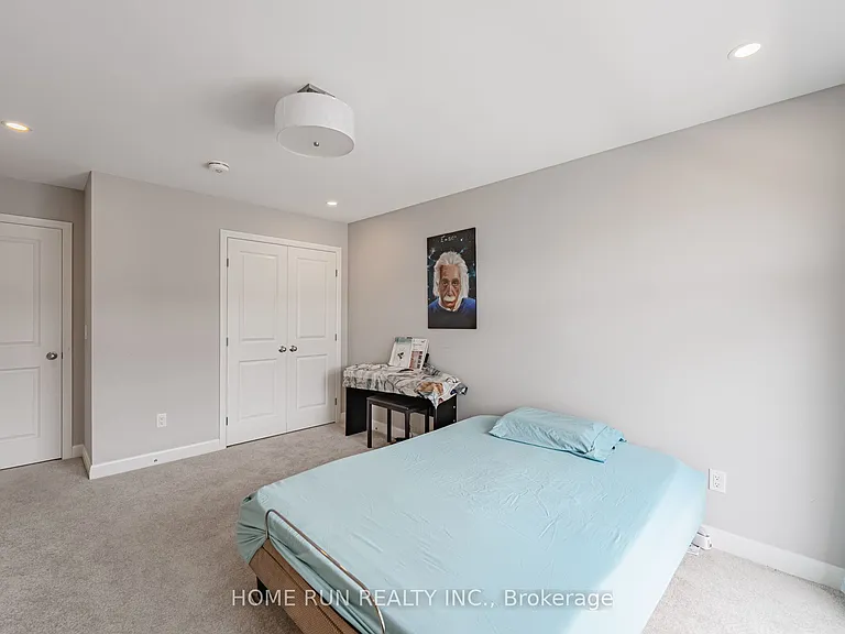 235 Ketchikan Cres — Photo 24
