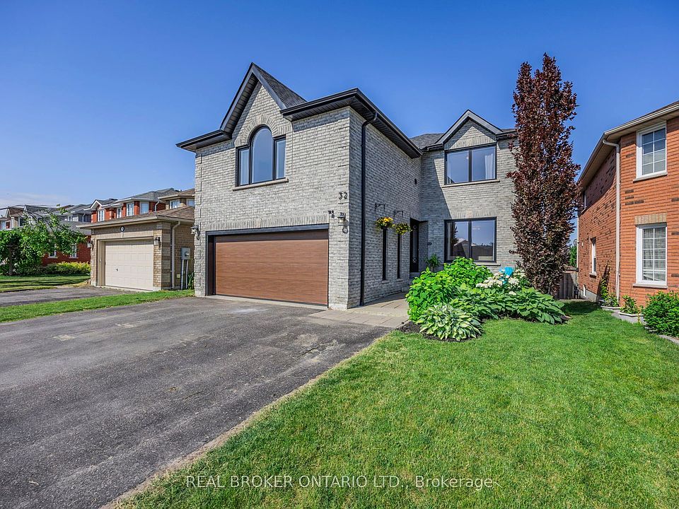 1st image of 32 Black Willow Dr