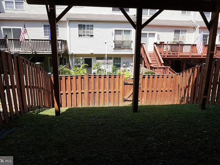 8275 Shannons Landing Way — Photo 26