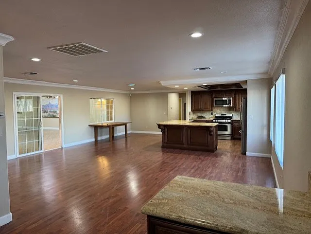 3331 E Paul Ave #4 — Photo 7