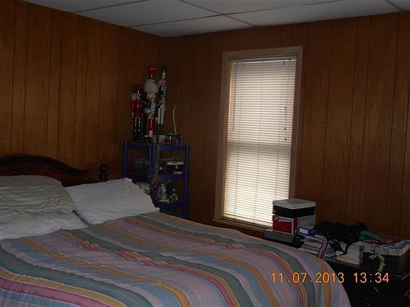 2nd image of 11 Evans St