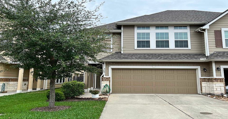 1st image of 6445 Stoney Creek Dr