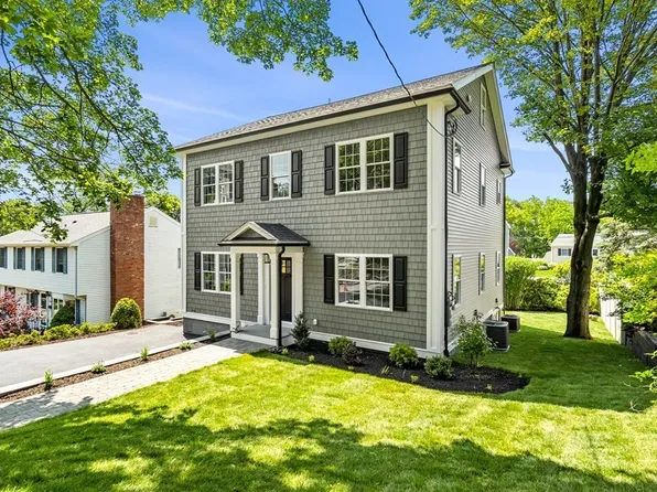 34 Lansdowne Rd, Arlington, MA 02474