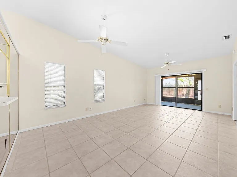 39 Anchor Dr — Photo 18