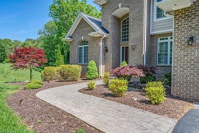 003-311041-DSC06385_6_7_8_9_7661661