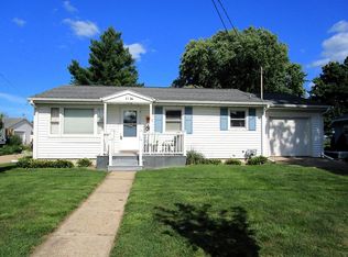 213 N Sycamore St, Franklin Grove, IL 61031