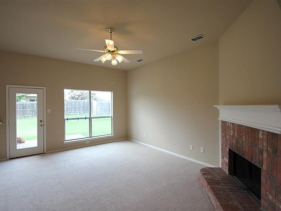 2nd image of 9212 Chesapeake Ln