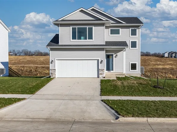 608 N 17th St, Indianola, IA 50125