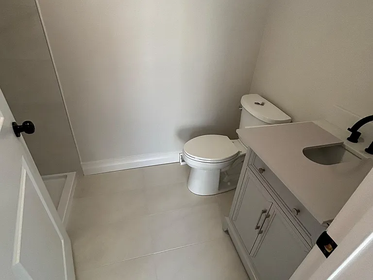 1701 Tamiami Rd — Photo 15