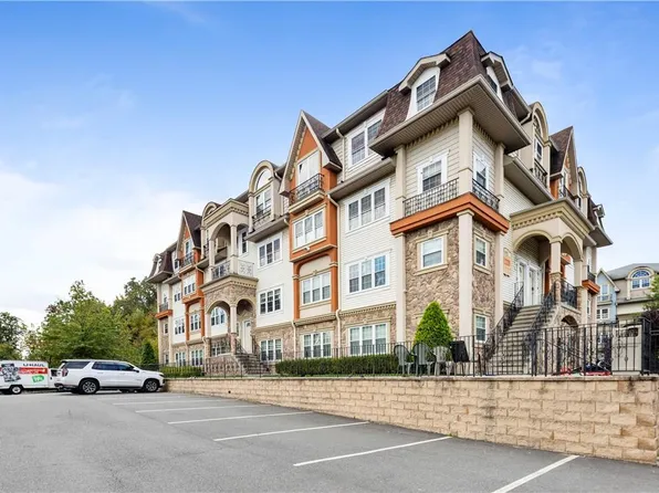 5 Elm Street #301, Spring Valley, NY 10977