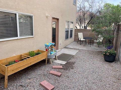 4th image of 4260 Altura Mesa Ln NE