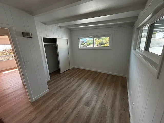 2599 Laurel Ave — Photo 12