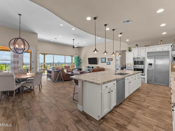 3255 JOSEY WALES Way, Wickenburg, AZ 85390