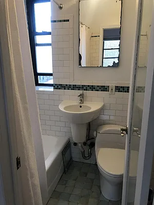 Rented by Minetta Lane Realty Corp | media 13