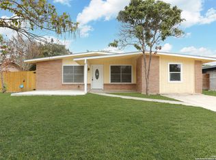 7502 Cartwheel Ln, San Antonio, TX 78227