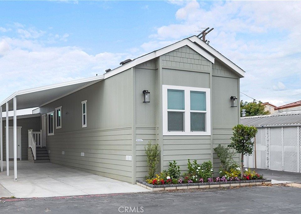 1st image of 22600 Normandie Ave Space 25